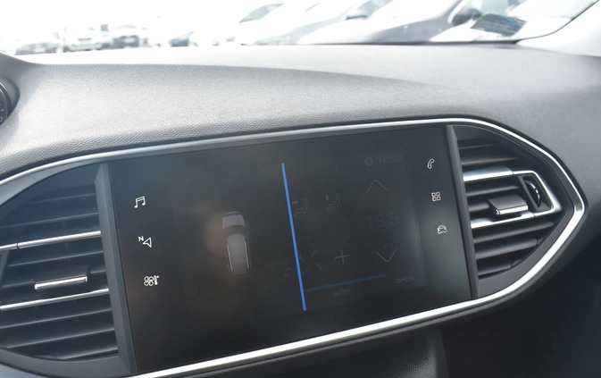 Peugeot 308 cena 48200 przebieg: 120411, rok produkcji 2019 z Bytom Odrzański małe 562